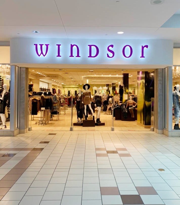 Windsor Store at Roosevelt Field