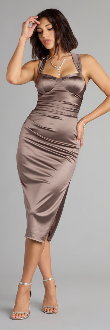 Style your seasonal looks with the Jane Satin Lace-Up Midi Formal Dress, a trend-right, fall dress designed for any plan on your calendar with new and unqiue details.