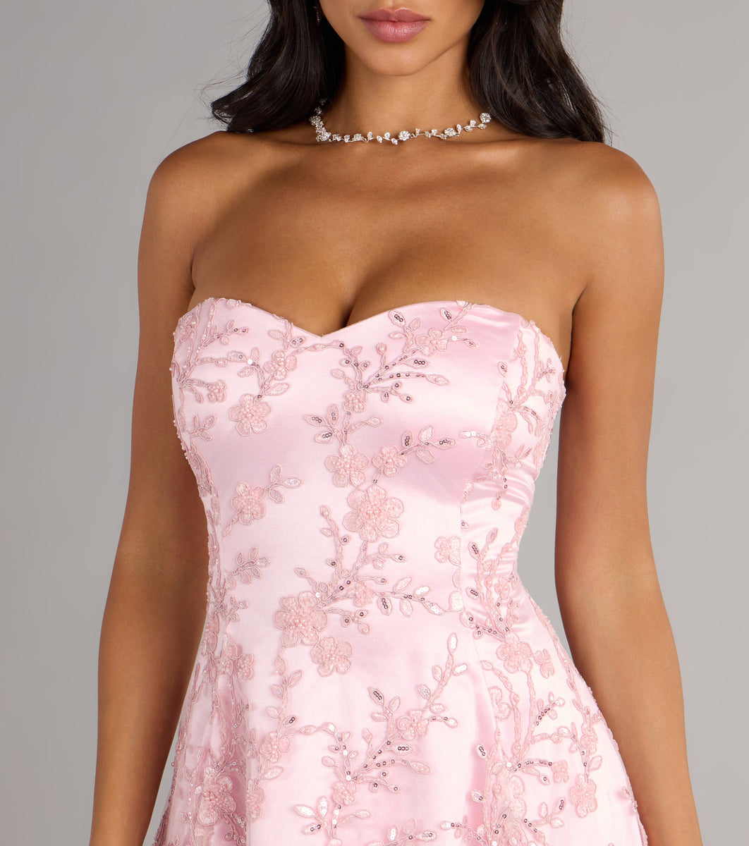 Erin Satin Floral Embroidered Lace-Up Dress | Windsor Erin Satin Floral Embroidered Lace-Up Dress | Windsor