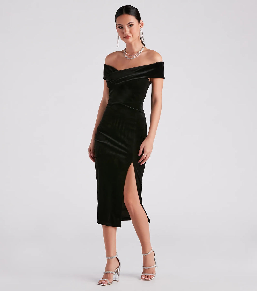 Velvet Off-Shoulder Rose Appliqué Midi Dress - Evening Gown