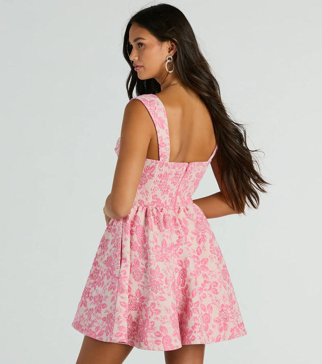 The Cassie Corset Floral Jacquard Party Skater Dress is a mini dress that will make a statement with its short hemline and on-trend details to have you ready for any event!