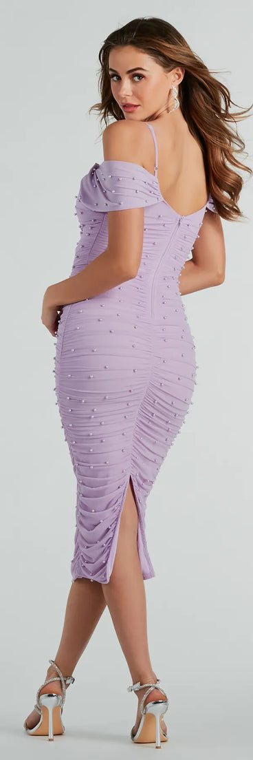 The midi dress length on the Anika Cold-Shoulder Pearl Mesh Formal Midi Dress provides an elevated silhouette perfect for any party, occasion, or everyday styling.