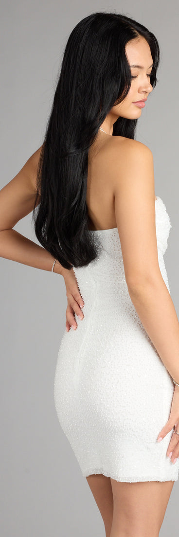 Feel ready for every dance floor moment or feed-worthy reel in the Lena Strapless Bodycon Beaded Mesh Mini Dress, a homecoming dress designed to own your moment.