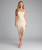 The Isabel Strapless Slit Bodycon Midi Formal Dress is your new go-to gold dress—effortless, versatile, and made to update your fall style in seconds.