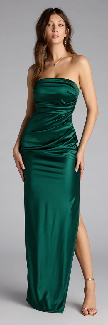 The Brianna Satin Strapless High Slit Column Dress is your new go-to hunter green dress—effortless, versatile, and made to update your fall style in seconds.