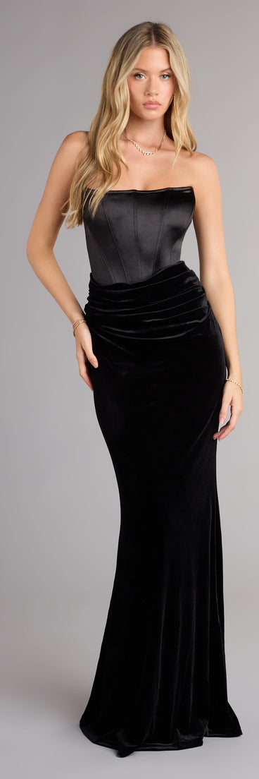 The Zoya Satin Corset Velvet Mermaid Dress is your new go-to Windsor dress—effortless, versatile, and made to update your fall style in seconds.