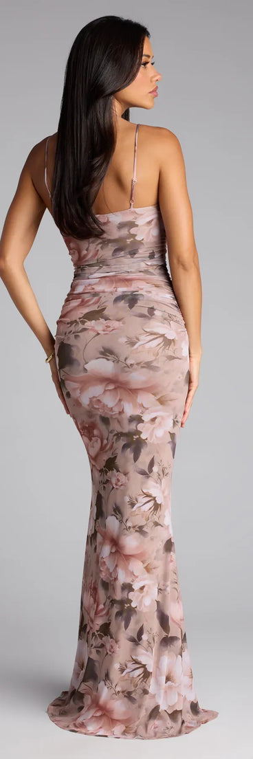 Own your moment in the Yvette Floral Mermaid Formal Dressin beige, a standout 2025 Homecoming Dress that captures all the glam and energy of the night.