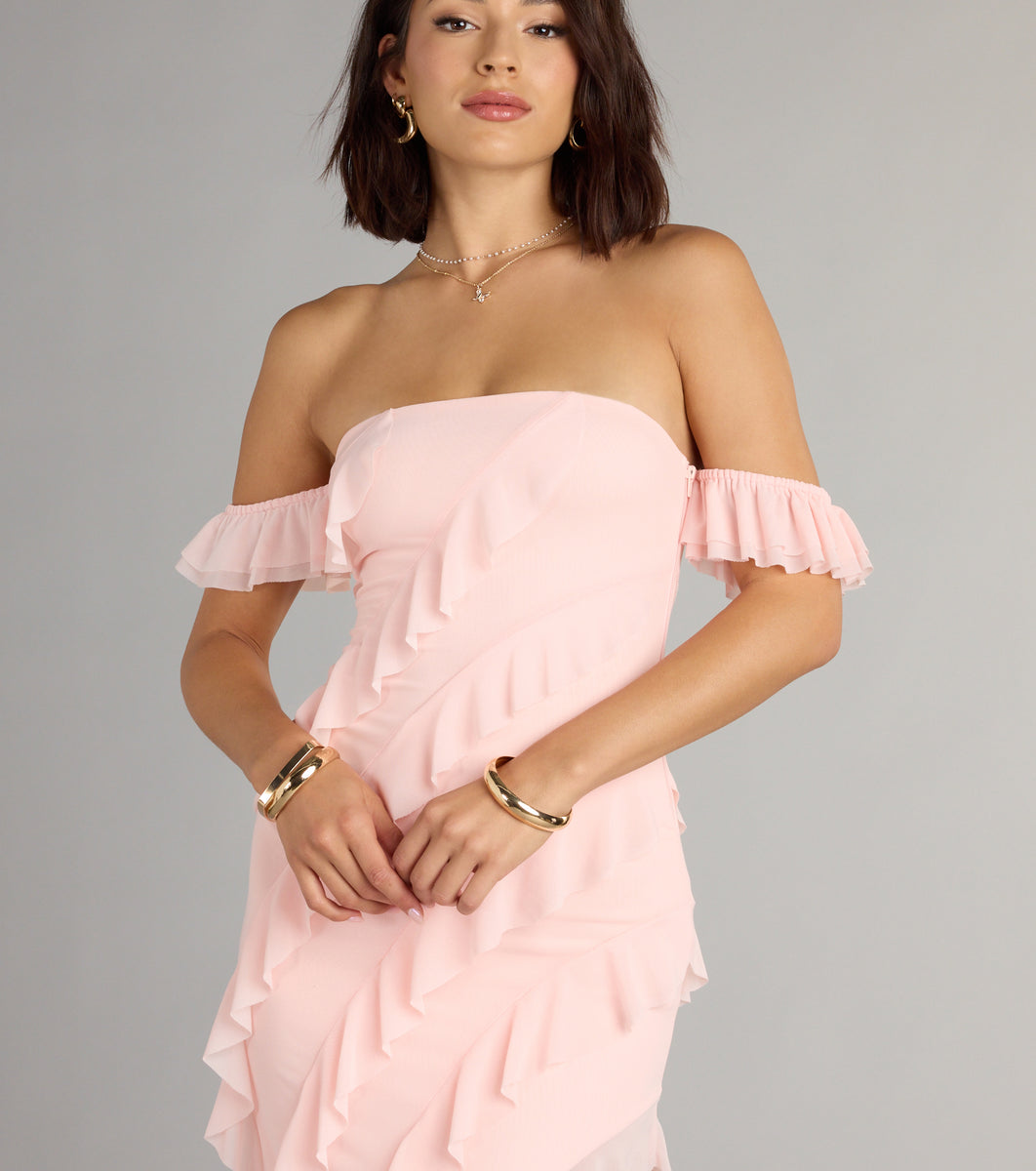 Cecilia Off-The-Shoulder Ruffle Formal Dress | Windsor Cecilia Off-The-Shoulder Ruffle Formal Dress | Windsor