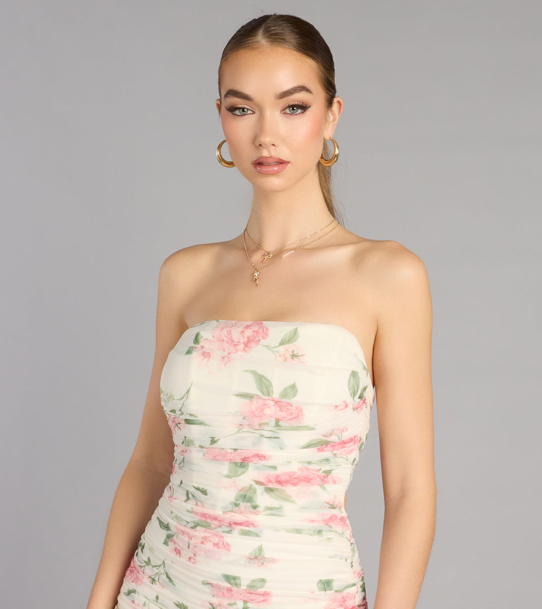 hadley floral mini dress Hadley Floral A-Line Slit Formal Dress in Coral | Size: L | Mesh Fabric