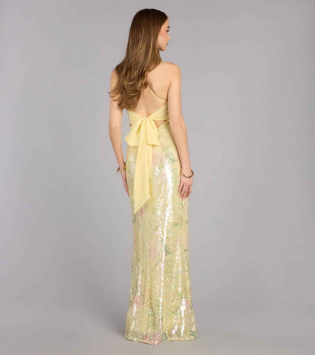 sequin back bow dress in gold Windsor Brinley Bow Back Floral Sequin Column Dress in Yellow | Size: XS