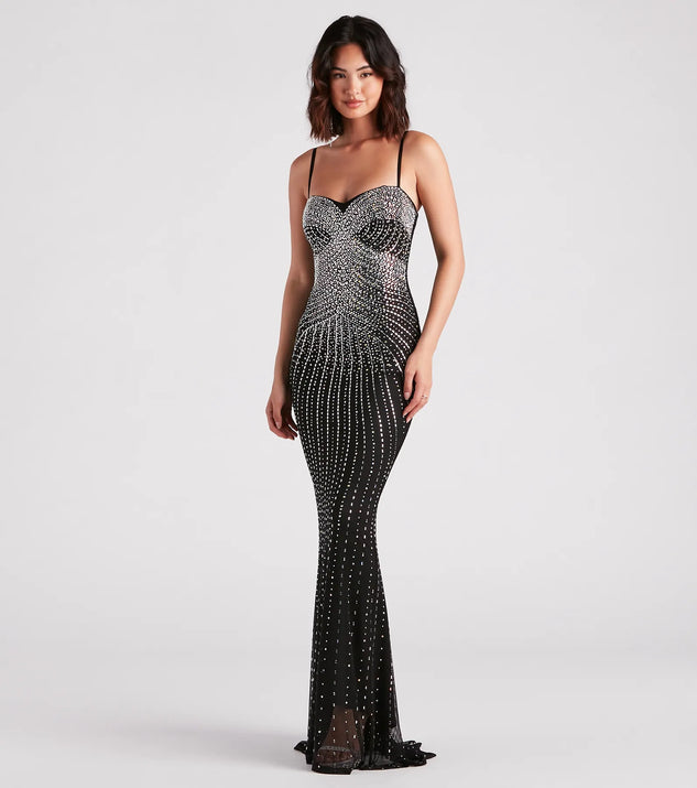 Step into 2025 in style with the Tori Formal Rhinestone Mermaid Long Dress —a stunning black NYE dress that combines elegant design details with a glam look, perfect for formal events and intimate gatherings.