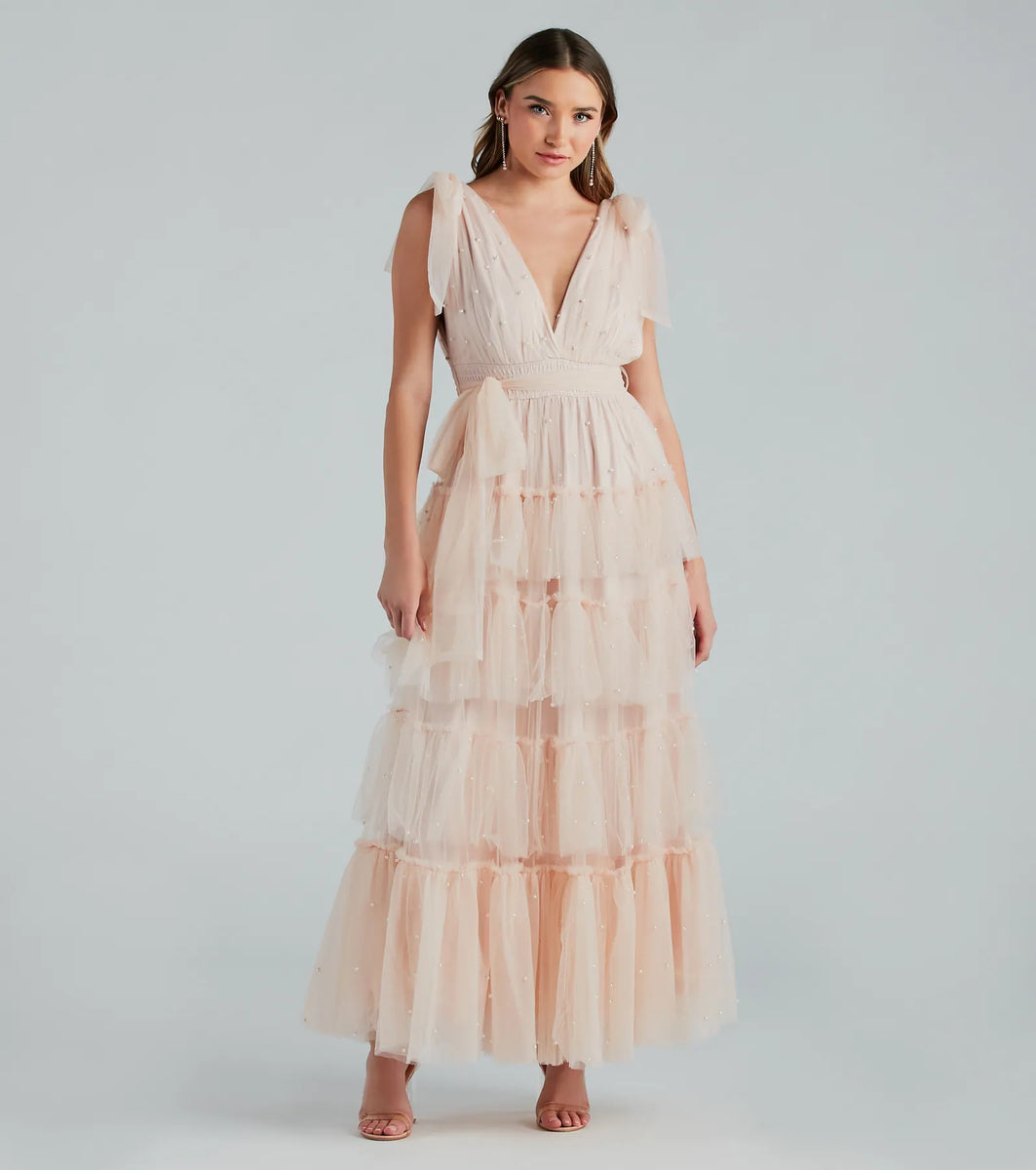 LeoArobe アローブ　Pearl Ruffle Dress Kiera Ruffle Dress | Off White + Lavender