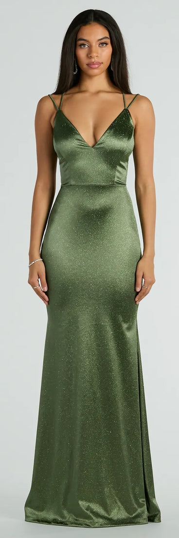 The Macy Lace Up Slim Glitter Satin Formal Dress is your new go-to olive green dress—effortless, versatile, and made to update your fall style in seconds.