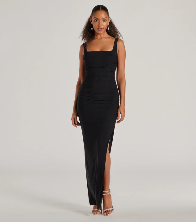 Turn heads at Prom 2025 in this black prom dress, where statement-making details meet the iconic style of the Layne Square Neck Slim Mesh Formal Dress .
