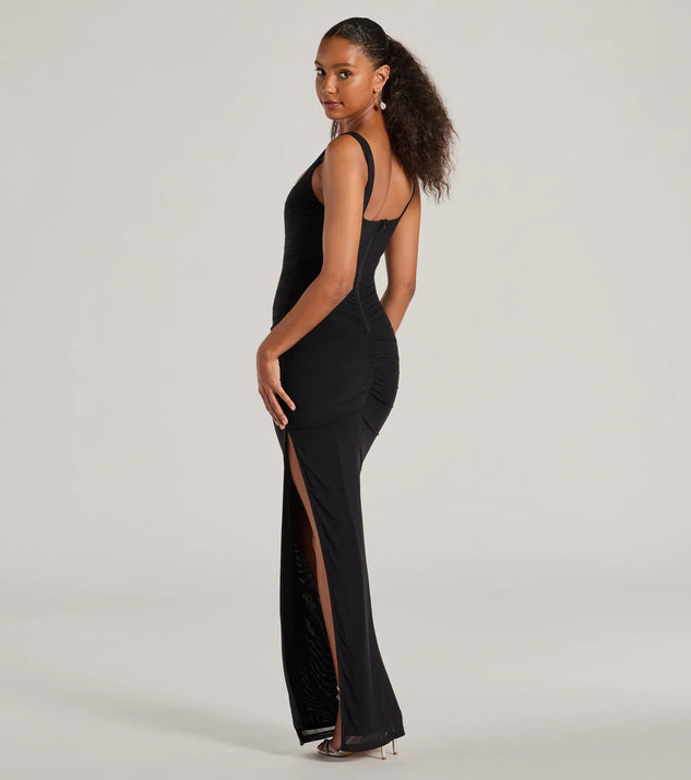 Whether it's the color or silhouette of the Layne Square Neck Slim Mesh Formal Dress, this black bridesmaid dress is a gorgeous pick for a maid-of-honor or to create a bridal party look ready to celebrate!
