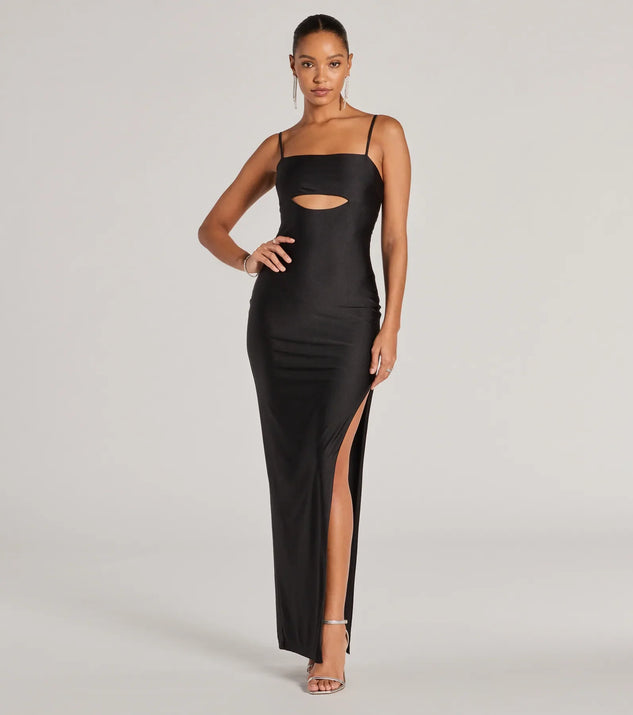 The Arianna Sleeveless Cutout Long Slim Formal Dress is an elegant black formal dress in a rich seasonal color and with unique design accents that make dressing up for winter parties, holiday balls, or festive gatherings effortless!