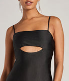 The Arianna Sleeveless Cutout Long Slim Formal Dress is an elegant black formal dress in a rich seasonal color and with unique design accents that make dressing up for winter parties, holiday balls, or festive gatherings effortless!