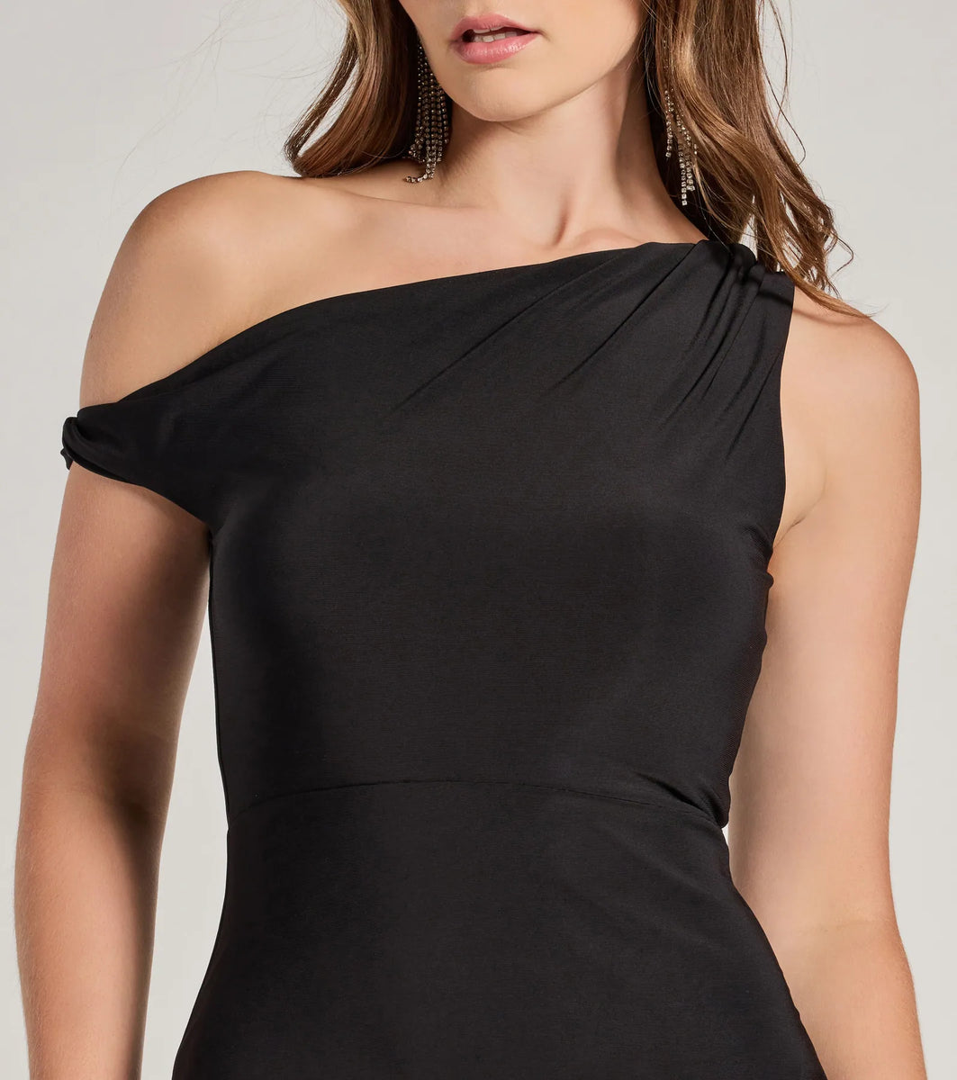 One Shoulder Spliced Ruched Trim Mermaid Mesh Dress main image 0