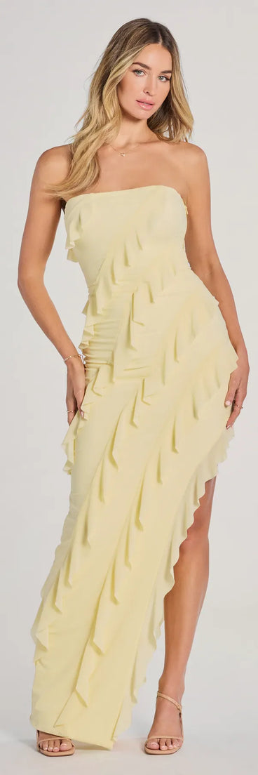 Feel instantly put-together in the Gabby Formal Mesh Strapless Ruffle Long Dress in yellow, a fall wedding guest dress designed for confident style and all-out celebration.