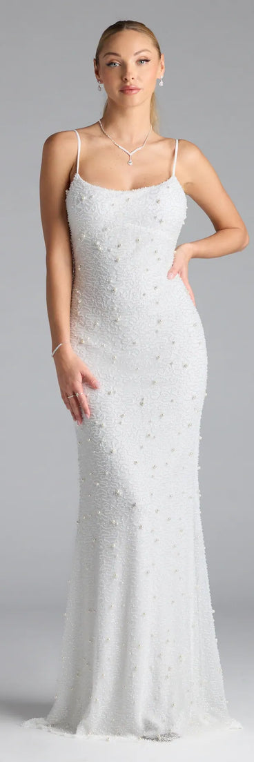 The Amara Corset Mermaid Sequin Formal Dress is your new go-to white dress—effortless, versatile, and made to update your fall style in seconds.