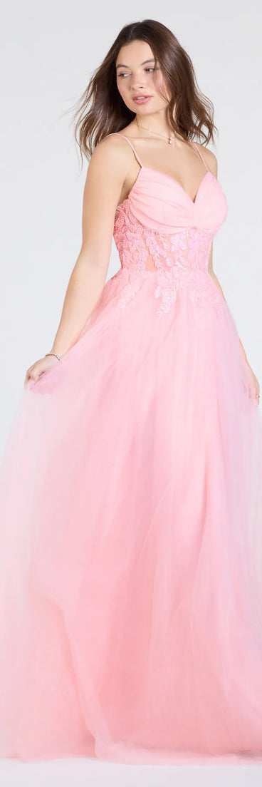 The Alia Sequin Applique A-Line Tulle Formal Dress is your new go-to peach dress—effortless, versatile, and made to update your fall style in seconds.