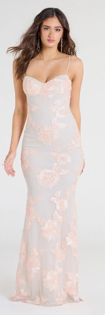 Own the spotlight in the Nicollet Lace-Up Mermaid Floral Formal Dress, a blush formal dress crafted to deliver luxe style for autumn weddings, Military Balls, or any special event.