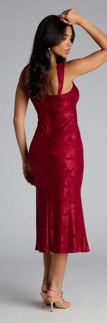 The Laced in Drama Floral Midi Dress in burgundy features a flattering fit and mid-calf hem, redefining effortless midi dresses for any occasion.