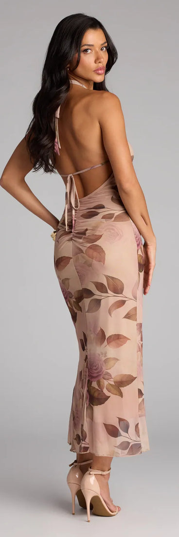 Style your seasonal looks with the Crush Worthy Floral Mesh Halter Midi Dress, a trend-right, natural fall dress designed for any plan on your calendar with new and unqiue details.