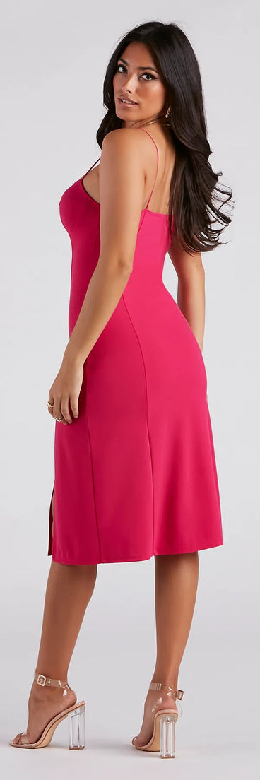 Best In Town Crepe Sweetheart Midi Dress