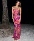 The Gorgeous Aura Strapless Floral Tie-Dye Maxi Dress is a mauve dress, an essential holiday or NYE dress that pairs chic style with versatility making it perfect for cocktail events, New Year's Eve parties, or as a winter wedding guest look.