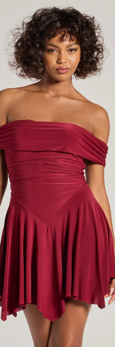 The Be With You Off-The-Shoulder Skater Dress is a mini dress that will make a statement with its short hemline and on-trend details to have you ready for any event!