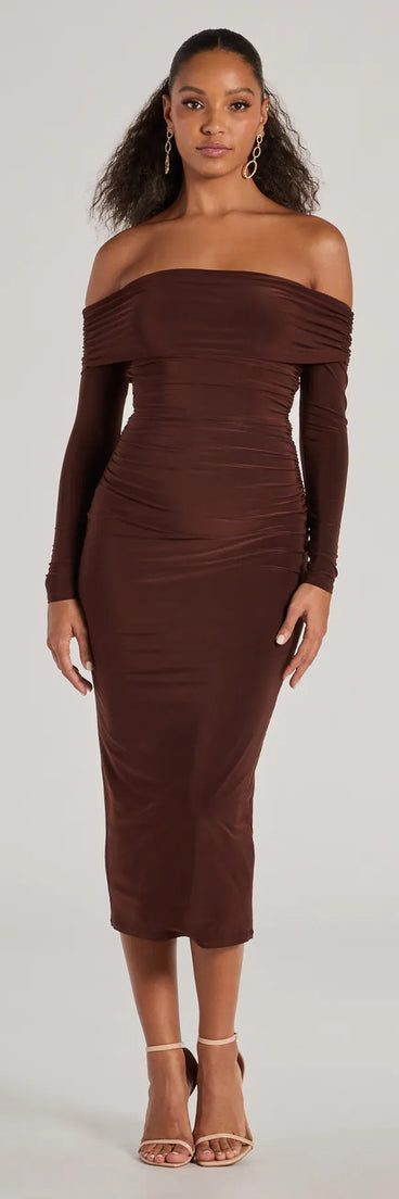 Celebrate the special day in the Casual Affair Long Sleeve Ruched Midi Dress, a brown country wedding guest dress with soft, romantic details that blend charm and sophistication.