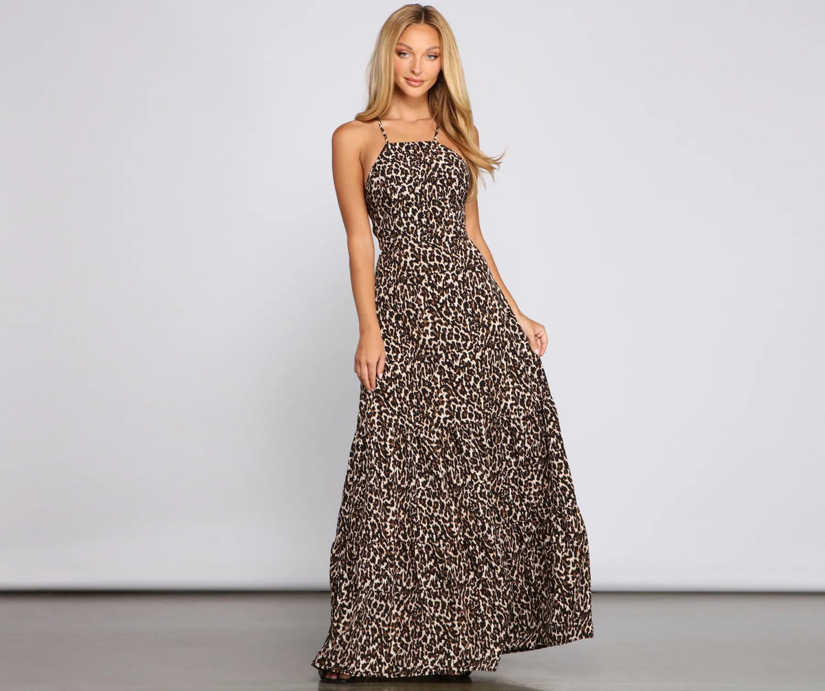 パーティードレス Geometric Lace Maxi Dress Fiercely Stylish Lace-Up Leopard Maxi Dress | Windsor