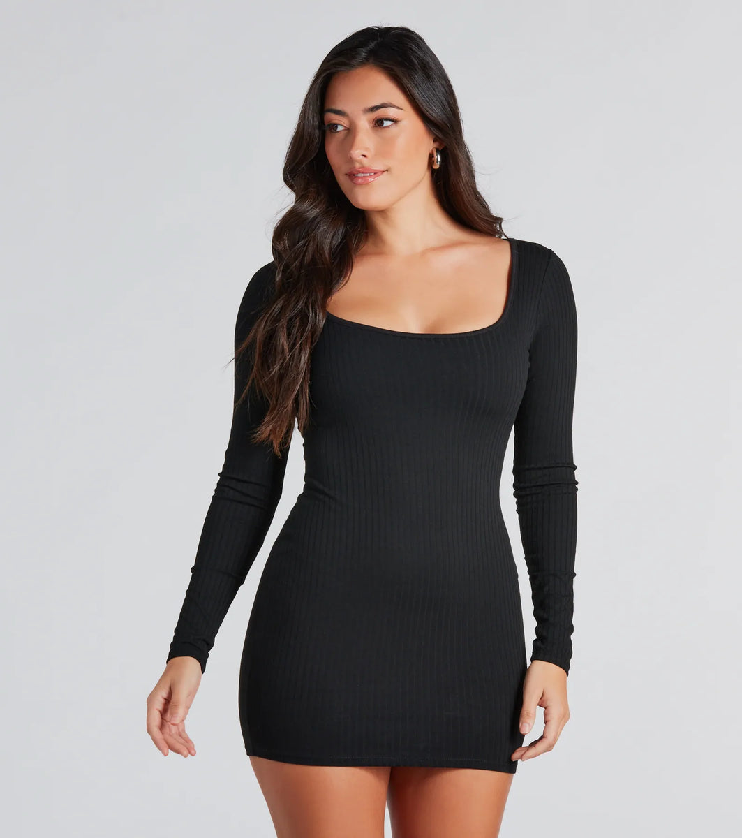 美品　完売品　SMOOTH OUT dress（BLACK）　サイズ1 Fitted dress with slit, Black - Sisley