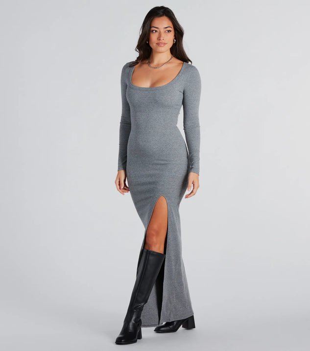 The Elevated Vibes Ribbed Knit High Slit Maxi Dress is a soft, textured sweater dress designed to keep you comfortable during the winter season, whether for workwear, casual weekends, or holiday gatherings.