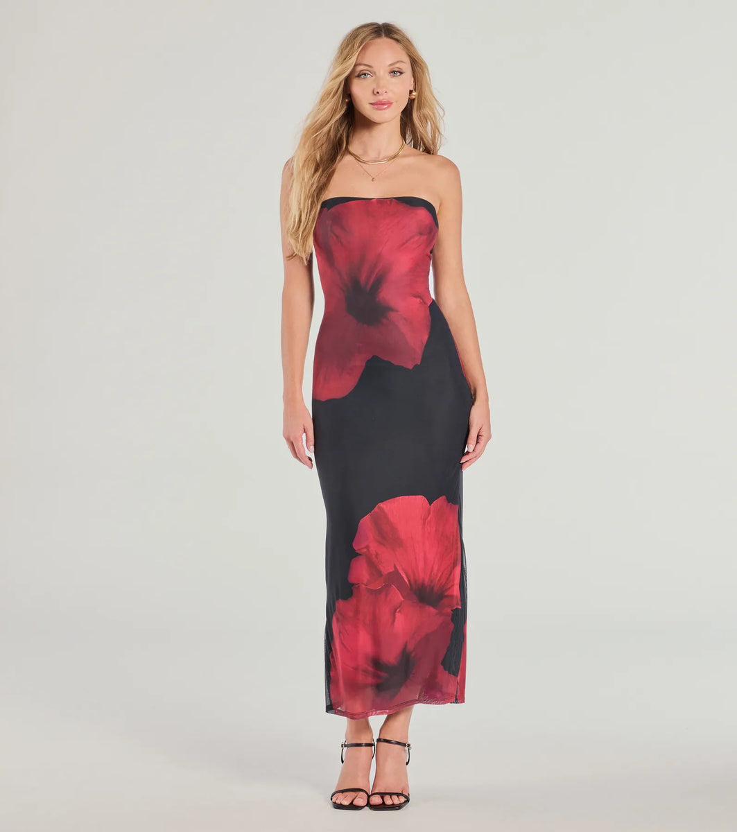 Impressive Blossom Strapless Floral Maxi Dress & Windsor