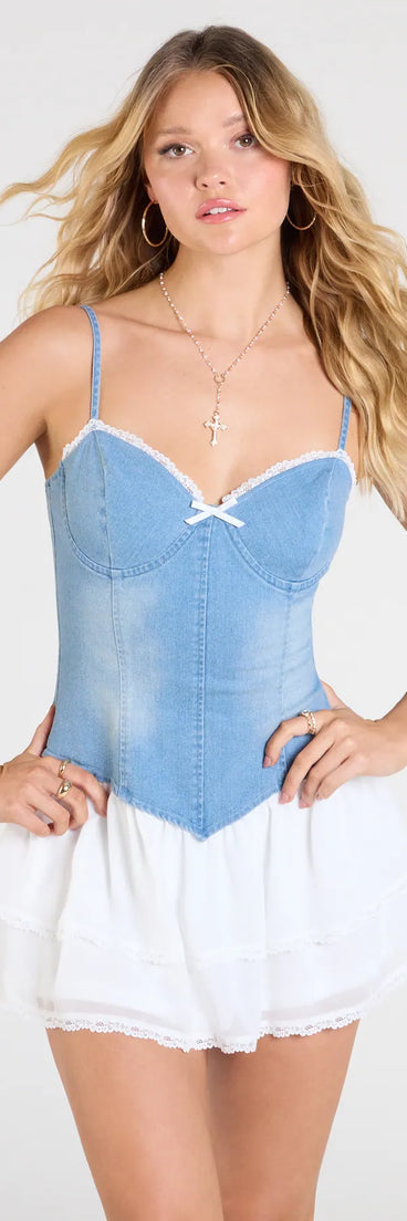 Soak up the season in the Western Moves Sweetheart Denim Skater Mini Dress, a denim blue sundress styled for easy days, outdoor plans, and everything in between.