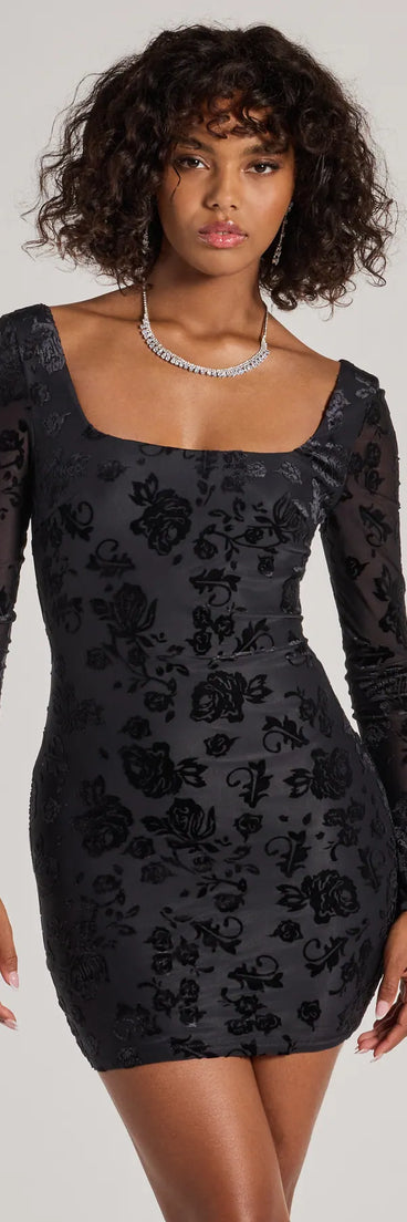 Step into seasonal chic with the Chic Allure Floral Velvet Burnout Long Sleeve Mini Dress, a multi-color mini dress featuring an above-the-knee cut ideal for cocktail parties, festive gatherings, or clubwear.