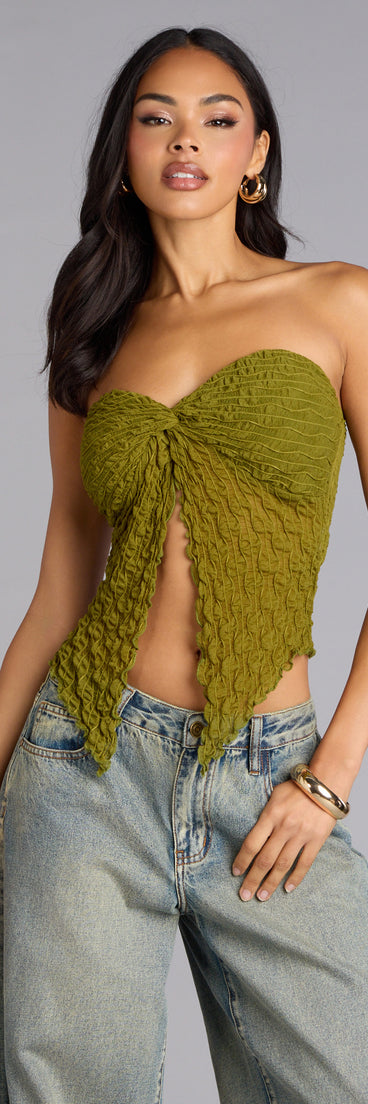 Trendy women’s tops, like the Hot To Go Strapless Slit Crop Top, bring effortless style for fall layering, lounging, or going out.