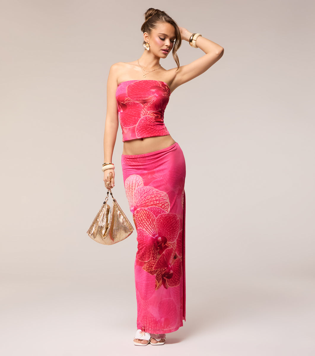 Catch Me On Vacay Tropical Floral Tube Top | Windsor