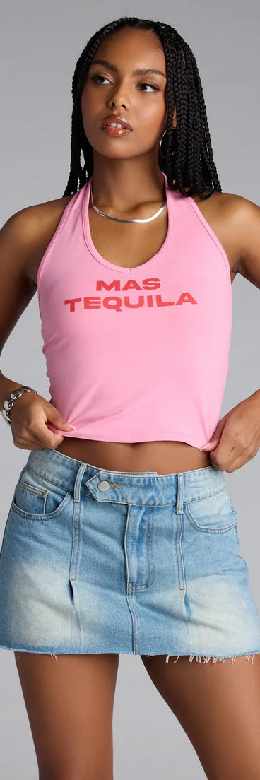 Complete your look with the Mas Tequila Halter Crop Top, a trendy pink top that’s ready to pair with anything in your fall rotation.