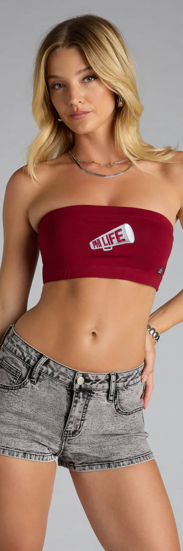 Complete your look with the Mega Mood Alpha Phi Tube Top, a trendy red top that’s ready to pair with anything in your fall rotation.