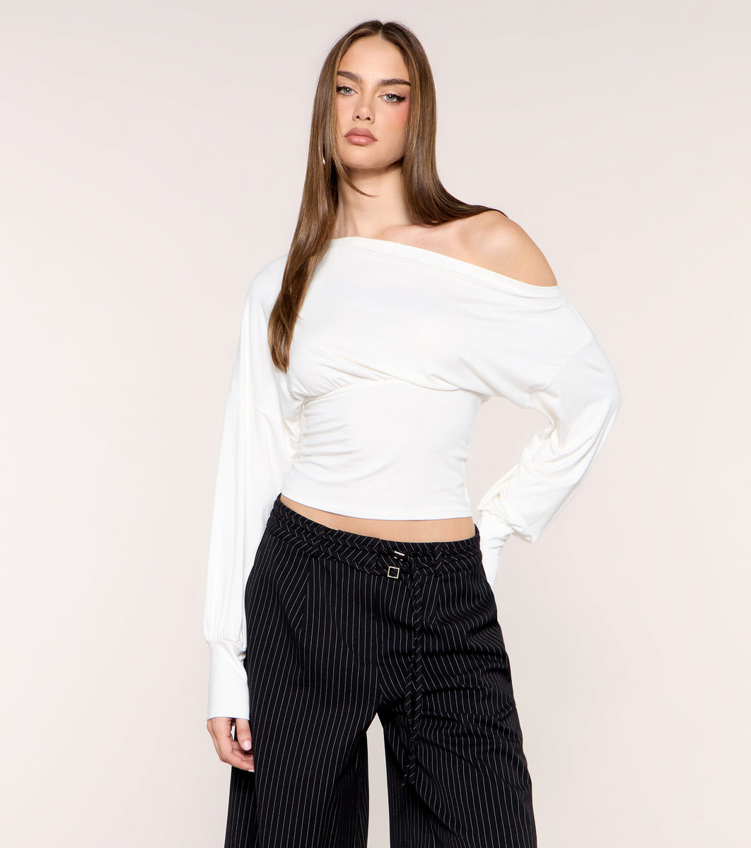 Side Note Asymmetrical Long Sleeve Crop Top | Windsor