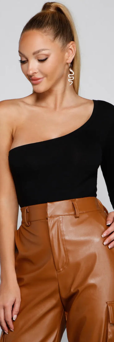 A Trendy Vibe One-Shoulder Bodysuit