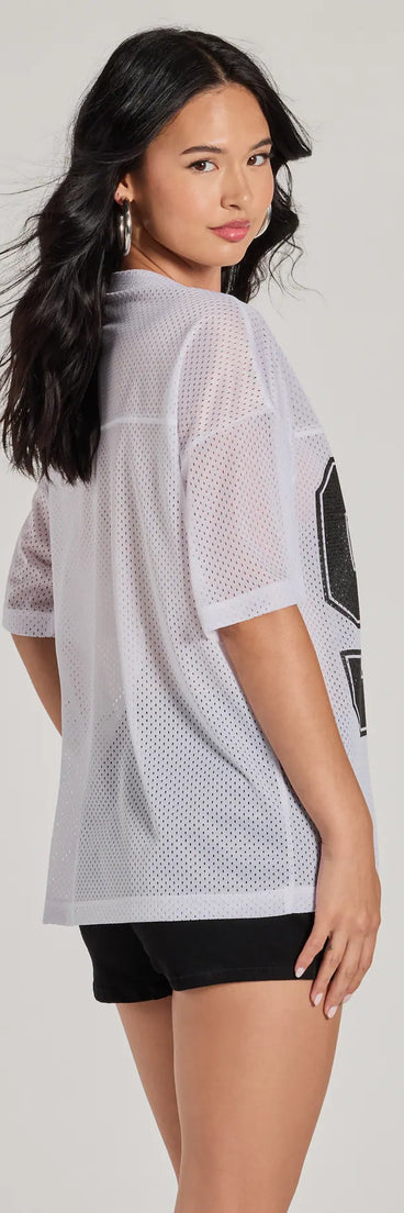 Upgrade your style game for 2025 with the Sporty Babe 97 Oversized Jersey Tee in white, perfect for any fashion-forward wardrobe.