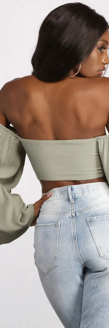 Long Sleeve Gauze Tie Front Crop Top