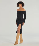 The Keeping Knit Chic Long Sleeve Midi Dress is a soft, textured sweater dress designed to keep you comfortable during the winter season, whether for workwear, casual weekends, or holiday gatherings.