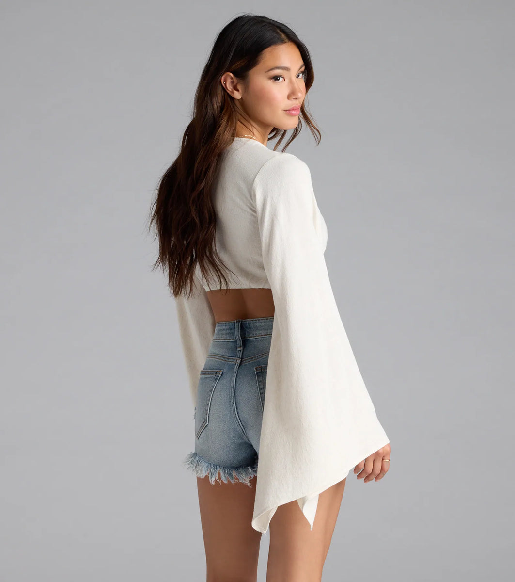 ★★Adairs★★ lip crop tee white IJ7804 19-03-24_nor3949_base__23838.