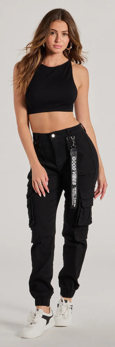 The Major Cutie Cargo Joggers in black, women's cargo joggers crafted for a casual style, are perfect for relaxed parties or gatherings.