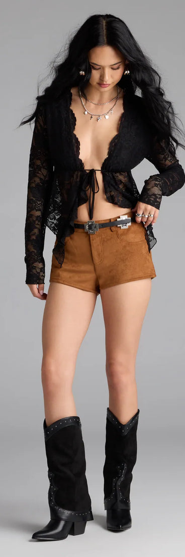 Choosing the camel brown shorts says you’re ready to show off in the Wild Times Mid-Rise Faux Suede Hot Shorts, a warm-weather staple that elevates your outfit and seasonal style.